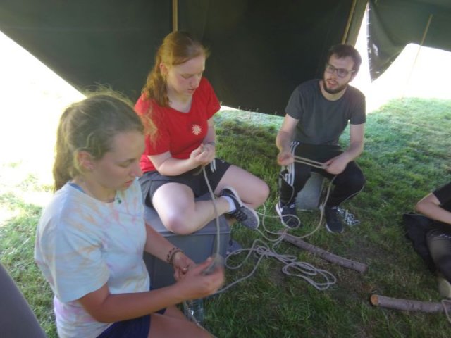 18 Jurtenkonstruktionaufstellen