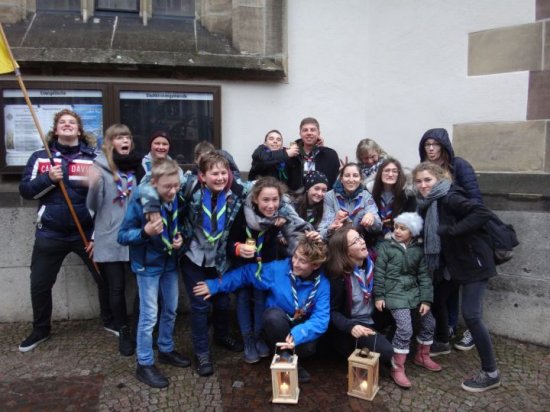 19 Friedenslicht holen