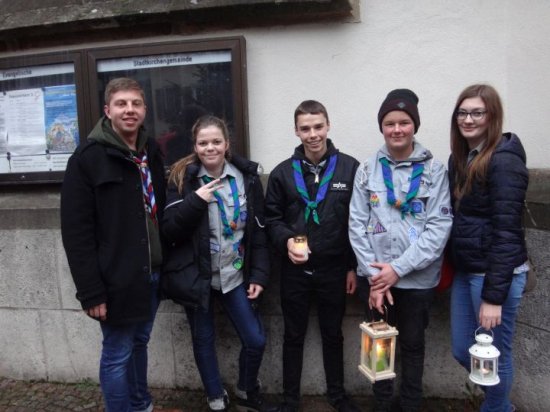 19 Friedenslicht holen