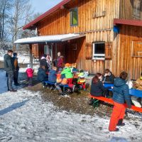 20220403-2022_04_03_Stuhlbauaktion_002